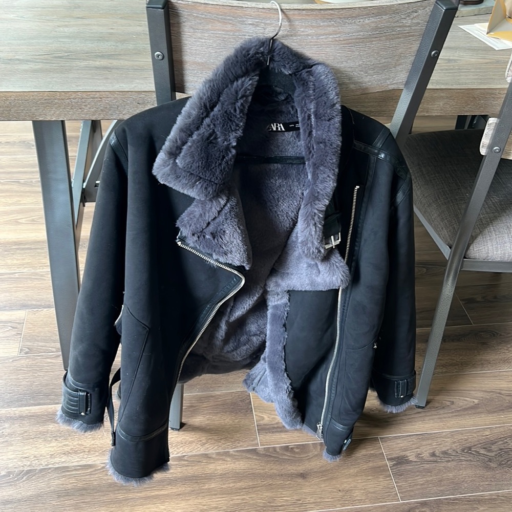 Large Zara Fur Black Jacket